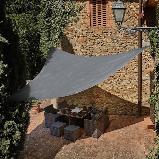 tectake - Auvent triangulaire en polyéthylène, variante 2 360 x 360 x 360 cm SKU : 403885