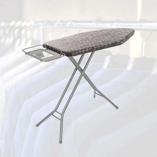 BRASQ Table à repasser IB300 avec housse de table à repasser et support de centrale vapeur - 122x43 cm Surface de repassage - Réglable en hauteur - 7 positions - jusqu'à 100 cm