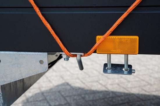 BLACK+DECKER Sangle d'arrimage 15 mètres - Incl. Sangle d'arrimage Oproller - Sangle d'arrimage - Corde de transport - Cordon élastique - avec parties réfléchissantes - Gestion du transport - Nylon/ Plastique - Orange/Noir