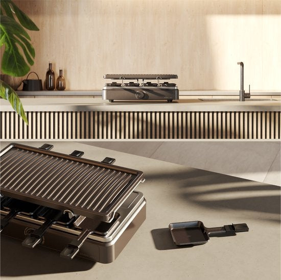 Studio Linea SLGRILL30BK Set Gourmet - 8 personnes - 1400 W - Poêles et plaque Gourmet avec revêtement antiadhésif - Raclette