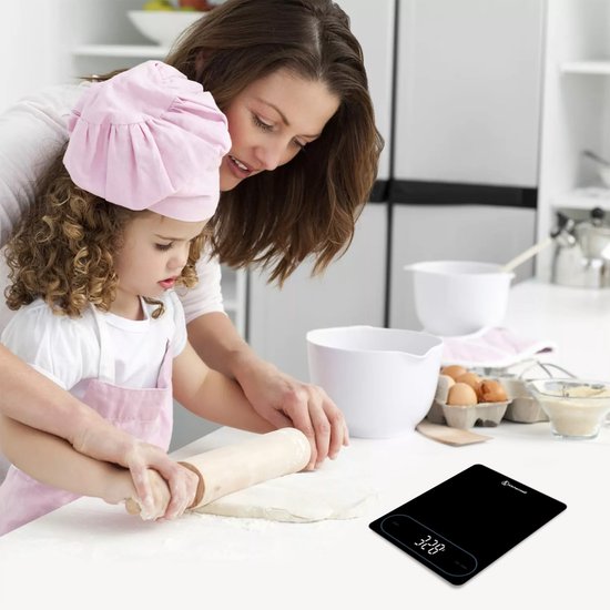 Balance de cuisine numérique de précision Kitchenwell – Balance de cuisine – 1 g – 12 kg – Fonction tare – Piles – Noir