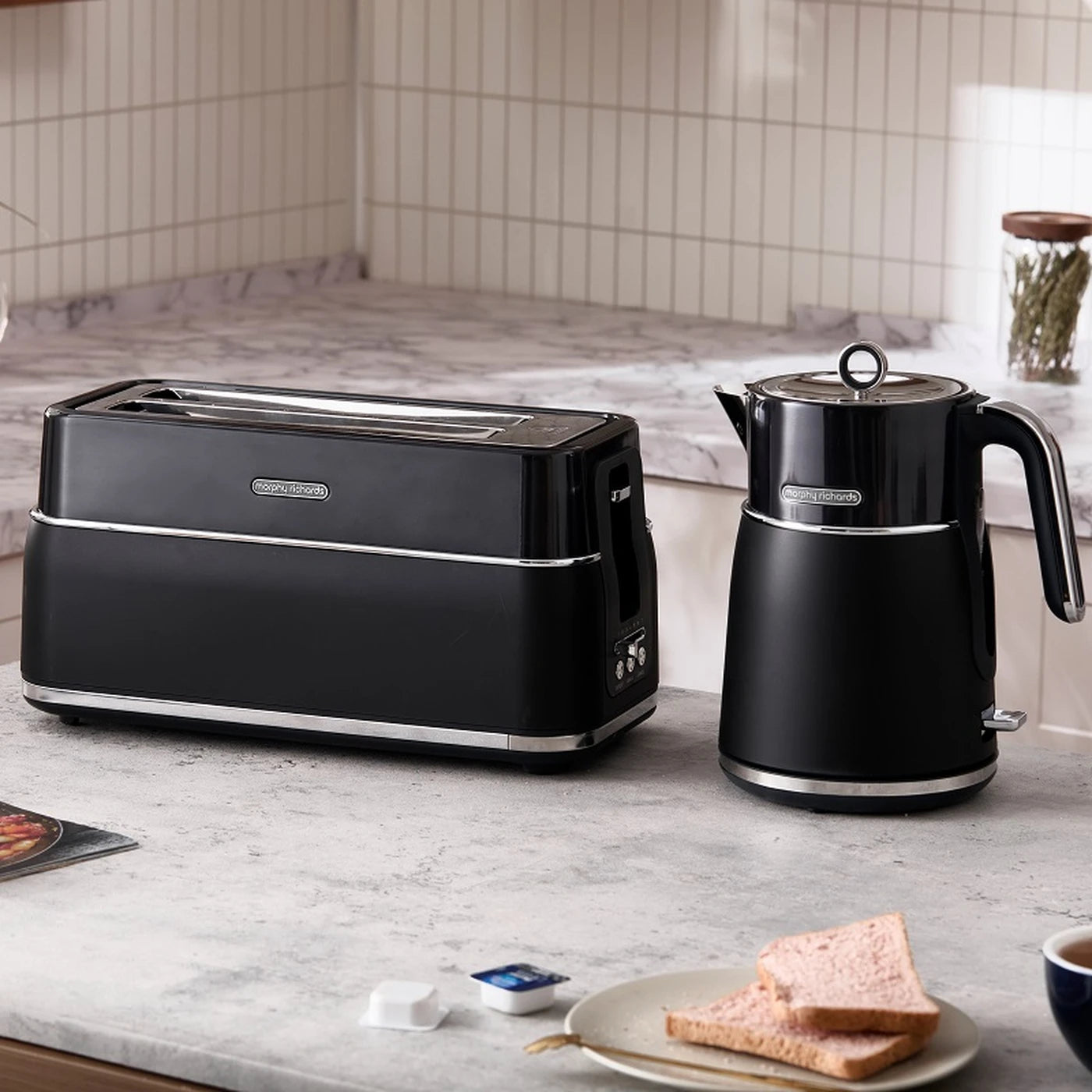 Grille-pain Morphy Richards Signature pour 4 tranches - Fentes extra-longues - 1 800 W - 40 x 20 x 20 cm - Noir