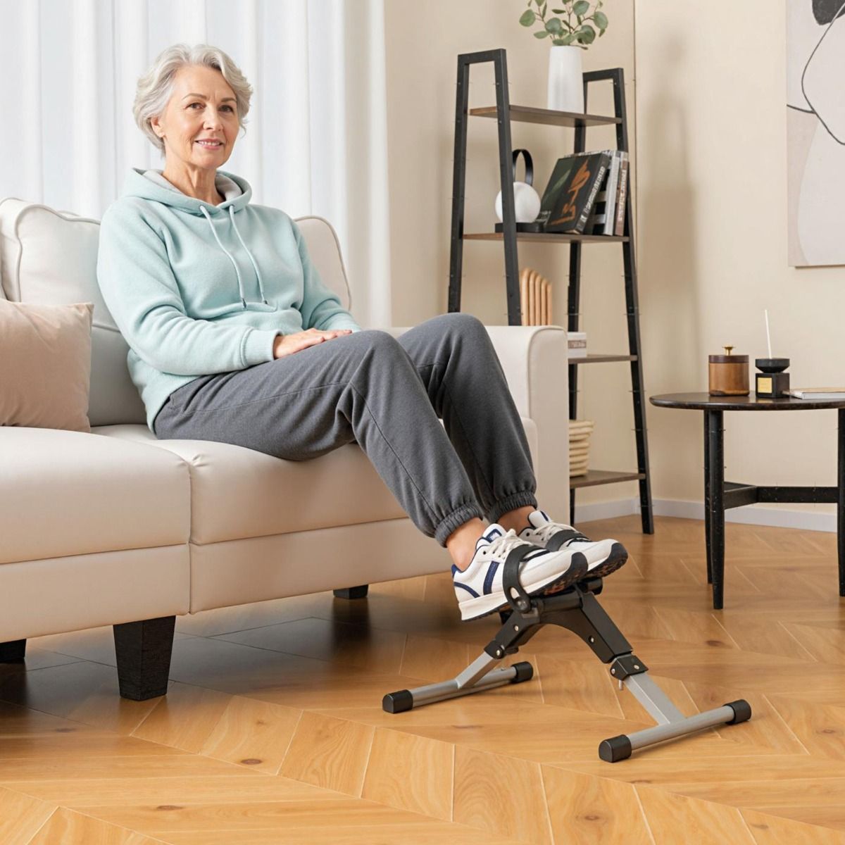 Mini-vélo d'appartement Coast - Vélo d'appartement pliable avec pédales - Résistance réglable - Noir