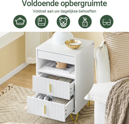 SoBuy Table de chevet, table de chevet avec 3 tiroirs et une étagère, table d'appoint moderne pour la chambre et le salon, blanc, 40 x 40 x 63 cm (l x p x h) FBT168-W