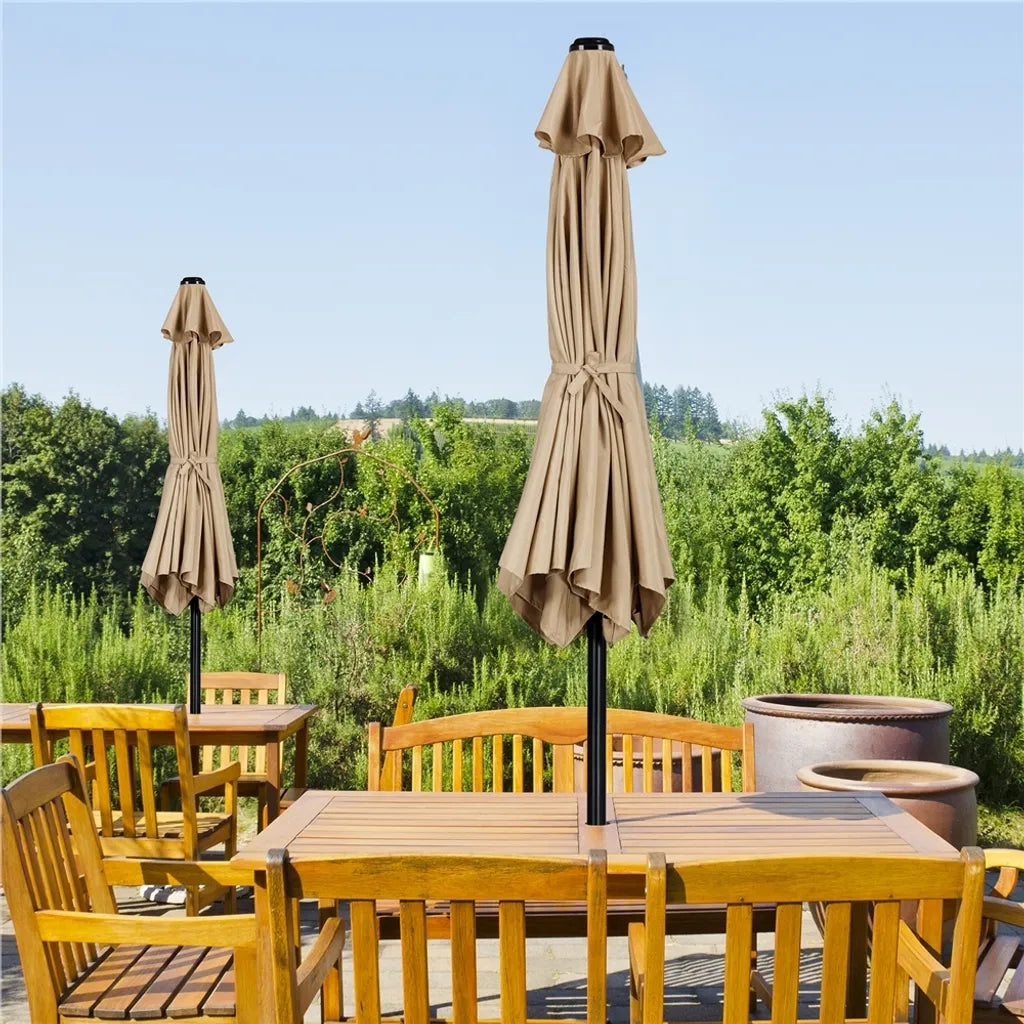 Parasol de jardin Yaheetech avec fonction d'inclinaison et contrepoids - Marron clair - Ø 269 x 241 cm