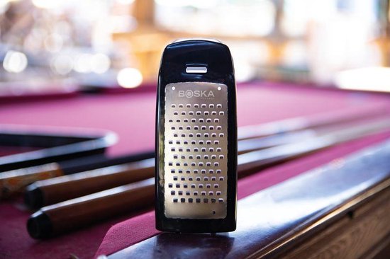 Boska Easy Grater - Râpe de table - Acier inoxydable - Noir - Avec bac de récupération