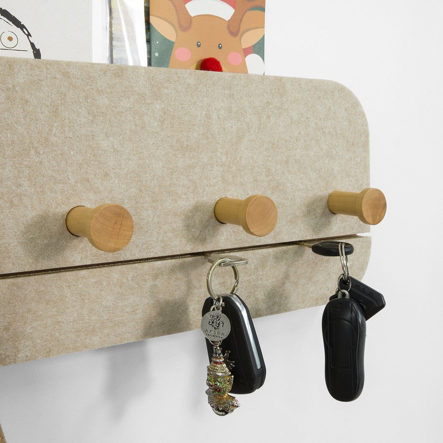 Porte-manteau mural SoBuy à 5 crochets - Bambou et feutre - 55 x 3 x 19 cm