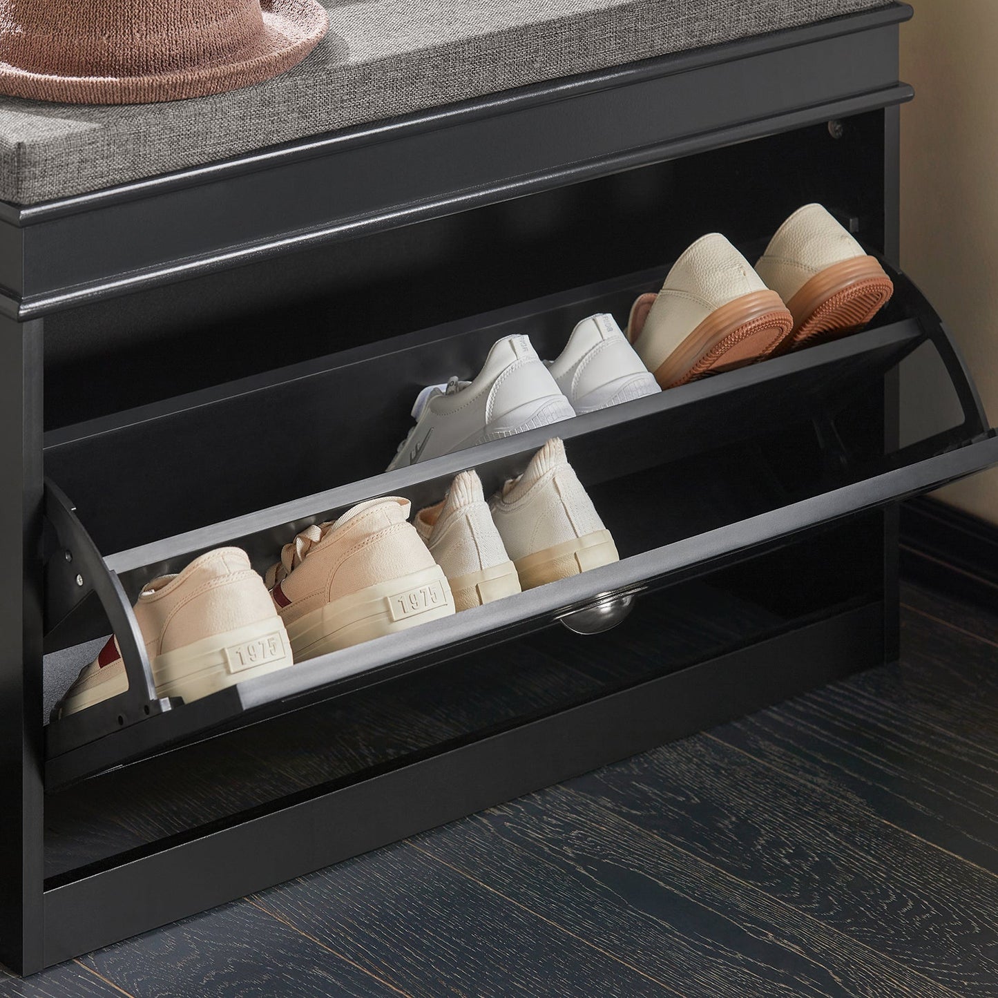SoBuy Meuble à chaussures avec assise rembourrée - MDF - Max. 150 kg - 75 x 24 x 51 cm - Noir/ Gris