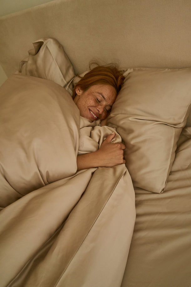 Sjumo Tencel™ Sateen Duvet Cover - Ultra Soft & Breathable - 140x220 cm - Honey Glow - Taie d'oreiller incluse