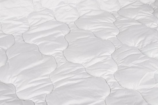 Cinderella Mellow Couette d'été - 1 personne - Rembourrage synthétique - Coutil de coton - Anti-allergique - 140x220 cm