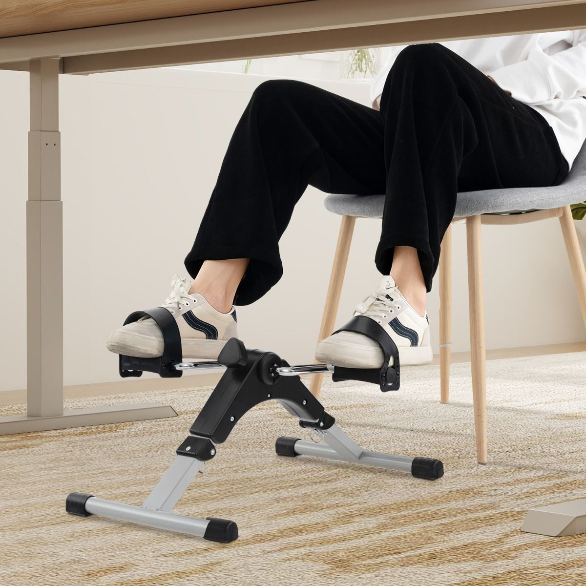 Mini-vélo d'appartement Coast - Vélo d'appartement pliable avec pédales - Résistance réglable - Noir