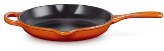 Poêle Le Creuset Signature - Rouge orangé - Ø 23 cm - Revêtement émaillé antiadhésif - Compatible avec toutes les sources de chaleur, y compris l'induction - Lavable au lave-vaisselle - Garantie à vie