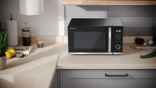 Micro-ondes plat Sharp YC-QS204AE-B - 800 W - 20 l - noir