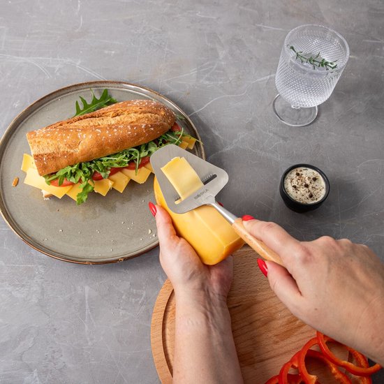 Boska Cheese Slicer Amigo - Trancheur pour fromages affinés et matures - antiadhésif - ergonomique - acier inoxydable et bois de hêtre