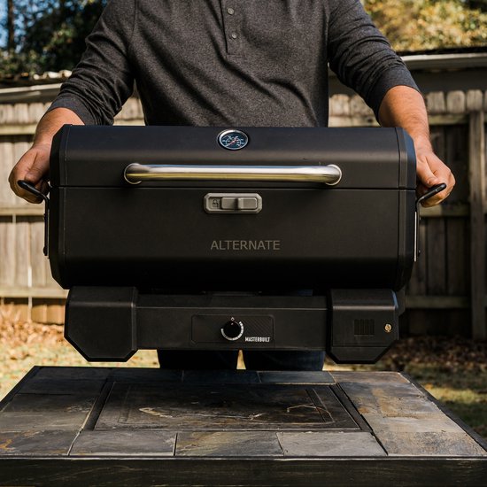 Barbecue au charbon de bois portable Masterbuilt avec chariot