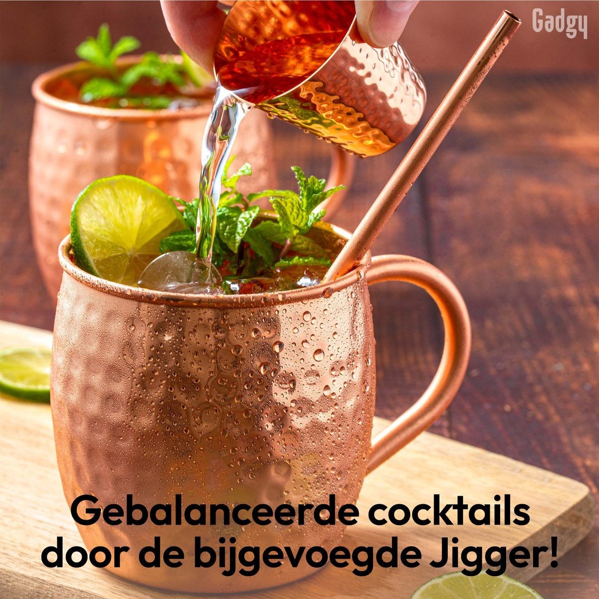 Gadgy Moscow Mule Cups Set - 100% Copper - Set cocktail : 2 verres à cocktail, 2 pailles et 1 mesure de bar