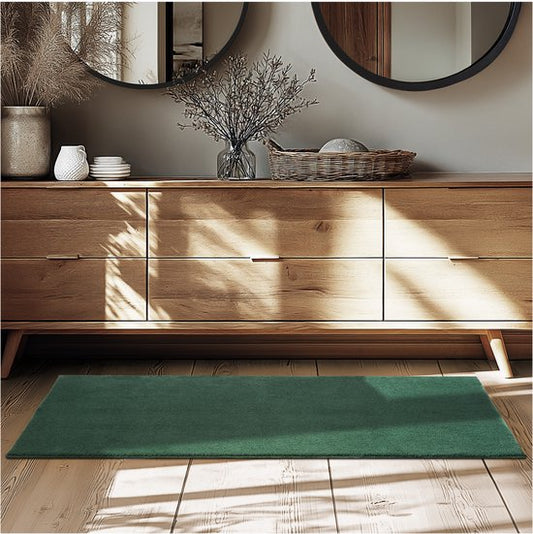 tectake® Tapis à poils courts - 80 x 150 cm - Vert - Tapis pour le salon, la chambre à coucher, la salle à manger - Facile d'entretien et lavable - Sous-couche antidérapante - Antiallergique - Diverses tailles et couleurs