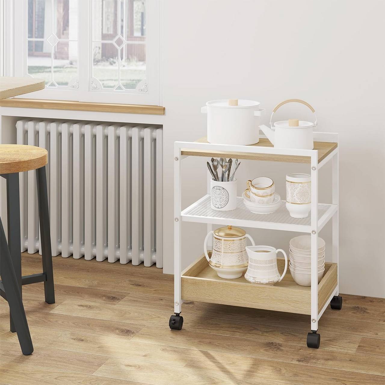 Table d'appoint WOLTU à roulettes - Verrouillable - Chêne clair