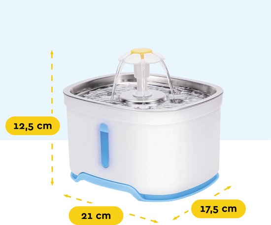 BRASQ Fontaine à boire pour chat et chien 2,5 litres - Fontaine à eau - Fontaine pour chat - Distributeur d'eau - Abreuvoir pour animaux - Blanc - Sans BPA - silencieux - Inclus 4 filtres de rechange + accessoires