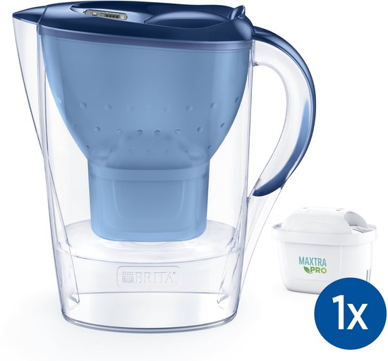 Carafe filtrante BRITA Marella Cool - 2,4 L - Bleue - avec 1 cartouche filtrante MAXTRA PRO Pure Performance incluse – Tient dans le réfrigérateur - Filtre l'eau potable pour éliminer le calcaire, le chlore, les PFAS, les herbicides, les pesticides et bie