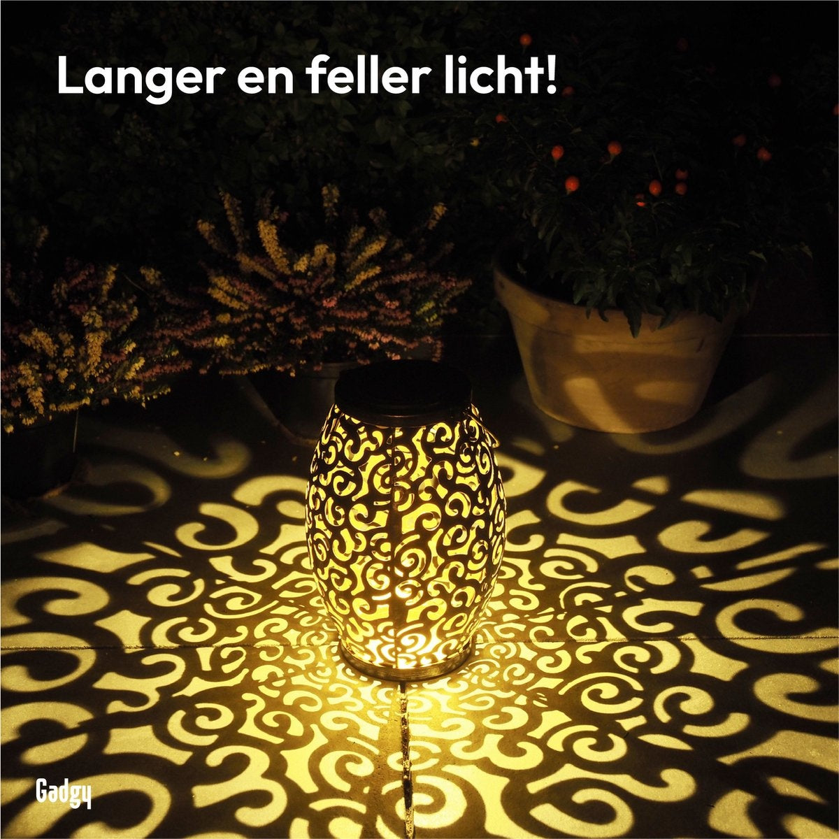 Gadgy Solar Oosterse Lantaarn - Tafellamp set van 2 – Solar Tuinverlichting op Zonneenergie – Led Buitenverlichting met Dag/Nacht Sensor - Hanglamp - Tuinlantaarn - 21.5 x Ø15CM - Brons - Metaal