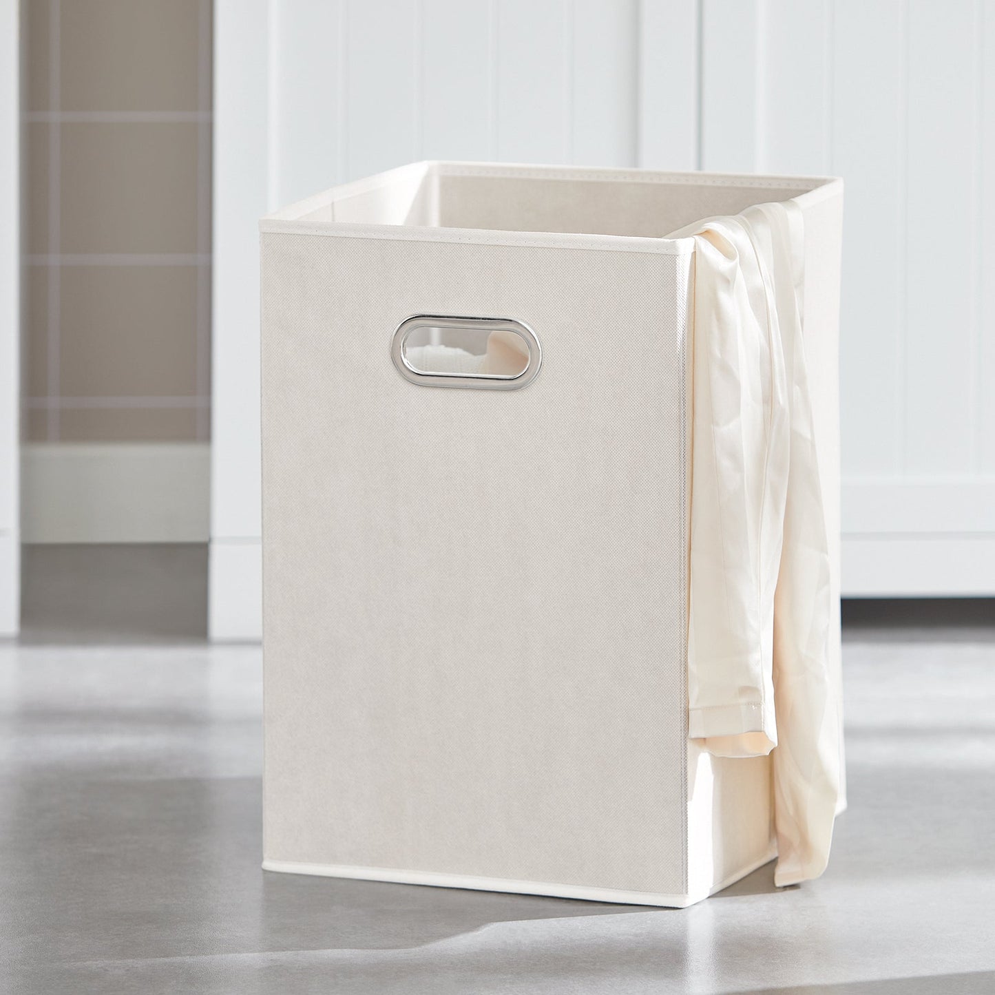 SoBuy BZR33-II-W Meuble de rangement pour salle de bains avec 2 tiroirs et 2 paniers à linge - Blanc - 78x90x38 cm