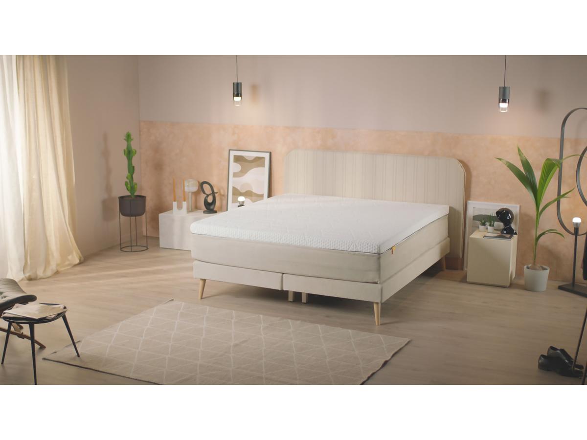 Surmatelas Emma AirGrid - Respirant et confortable - dimensions 200 x 200 cm