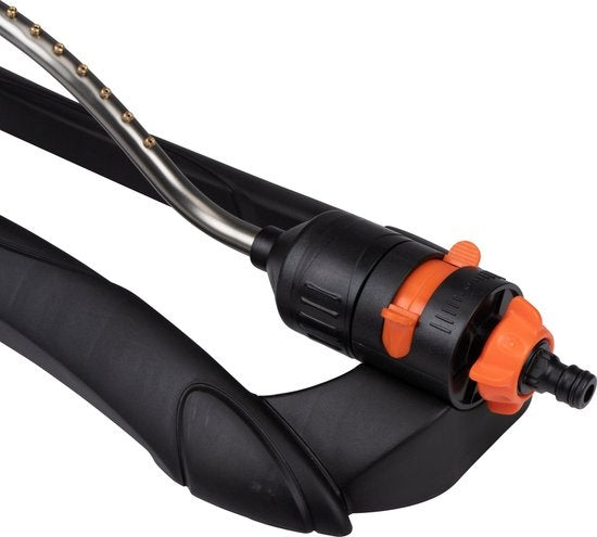BLACK+DECKER Arroseur de pelouse - 19 trous - 58.5 x 19.5 x 10.5 CM - Arroseur de jardin pivotant - Noir/Orange