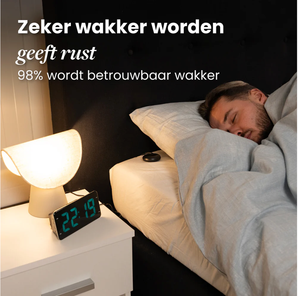 Réveil DreamCare Pulse avec fonction vibration et vibreur de lit – Doté d'un écran entièrement réglable en luminosité, d'une double alarme et d'une fonction snooze – Pour les gros dormeurs et les malentendants – Plastique noir – Câble de 180 cm