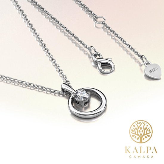 Yolora Collier Femme avec Pendentif Rond - Cristal Kalpa Camaka - Argent - Plaqué Or Blanc 18K - Collier Femme Argent - Bijoux - Collier - Boîte Cadeau de Luxe - Boîte Cadeau - Boîte Cadeau Exclusive - Bel Emballage Cadeau