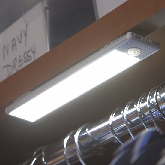 HandyLUX Slim Bright Power LED, lot de 2 - Barre LED magnétique avec capteur de mouvement - Sans fil, légère et utilisable partout