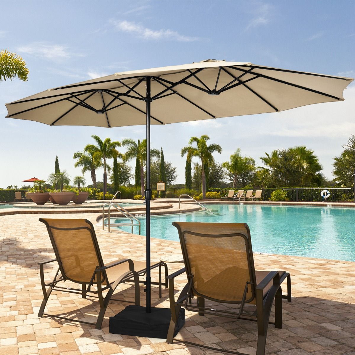 Parasol double de terrasse Coast avec pied - Ombre XXL - Mécanisme à manivelle - Beige 451,5 x 264 cm