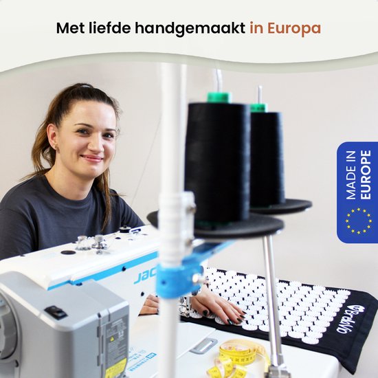 Tapis d'acupression avec coussin - BrellaVio - Gris - 74x44 cm - Tapis d'acupression - Lit d'ongles - Coussin d'acupuncture - Massage Shakti