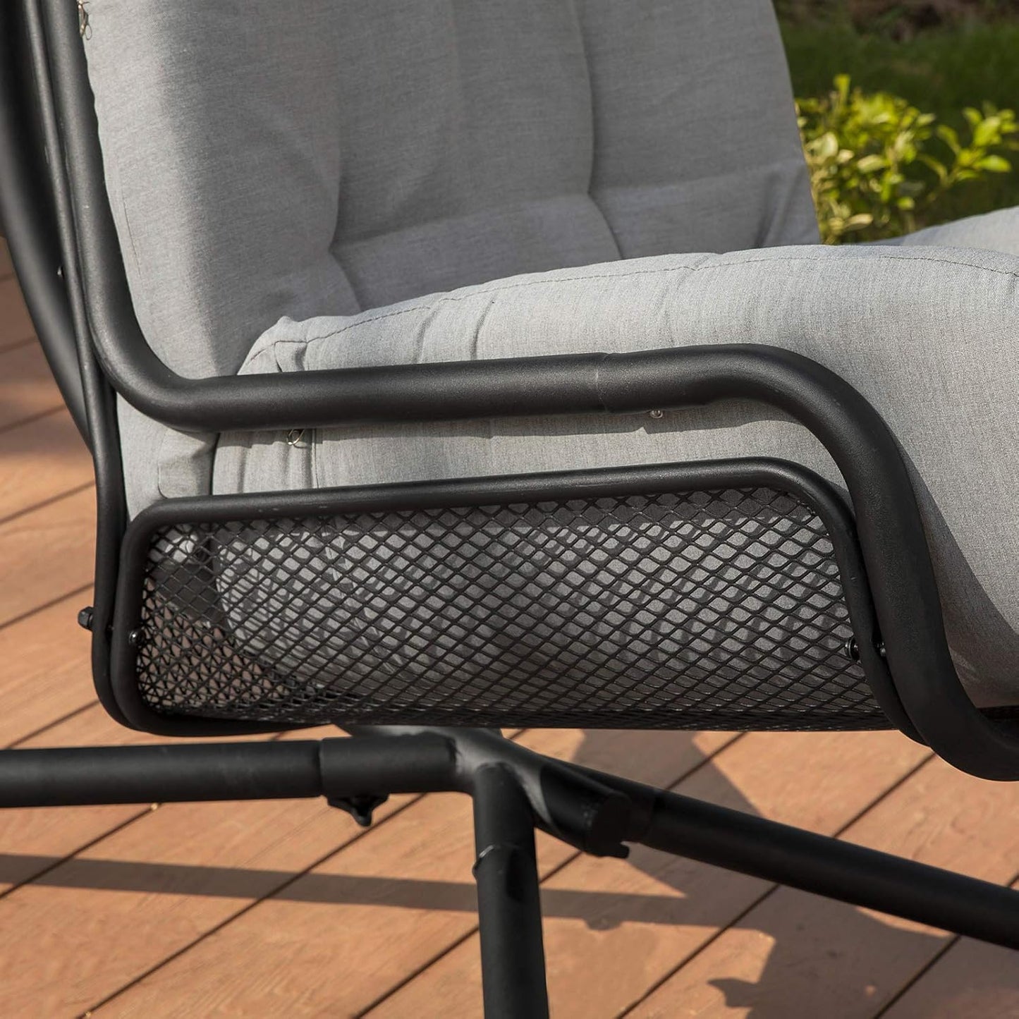 SoBuy Chaise suspendue avec cadre - Max. 150 kg - 103 x 125 x 190 cm - Gris