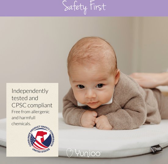 Yunioo - Matelas à langer pliable | Matelas à langer | Matelas universel pour panier à langer, panier mosaïque, landau et lit d'enfant | Avec housse ultra douce, déperlante et amovible | Soutenez une bonne cause | 74 x 38 x 3 cm