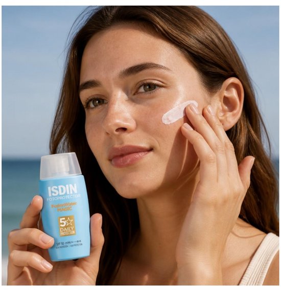 ISDIN - Photoprotecteur Fusion Water Magic SPF50+ - 50 ml - Crème solaire pour le visage