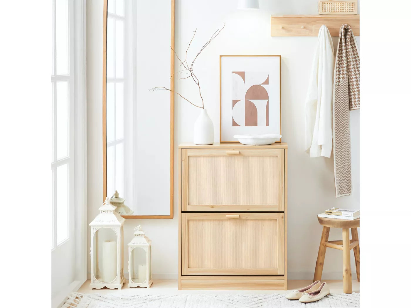 SoBuy Meuble à chaussures avec 2 abattants, meuble à chaussures, étagère à chaussures, meuble de rangement à chaussures avec 2 portes, meuble d'entrée 60 x 24 x 80 cm, FSR160-N