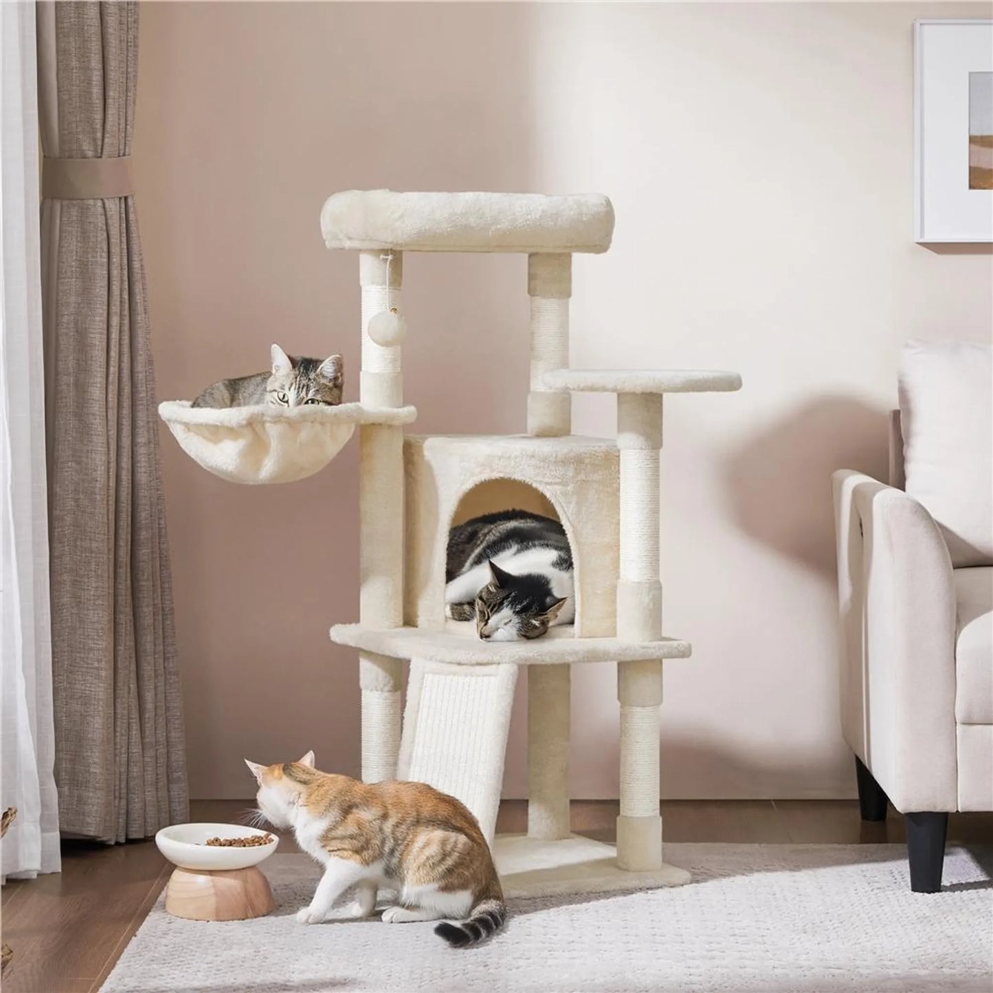 Yaheetech Griffoir moyen - 43,5 x 43,5 x 106 cm - avec plateforme d'observation généreuse, hamac et panier à chat avec 5 tiges en sisal - pour chatons et chats de taille moyenne - peluche beige et panneau d'aggloméré