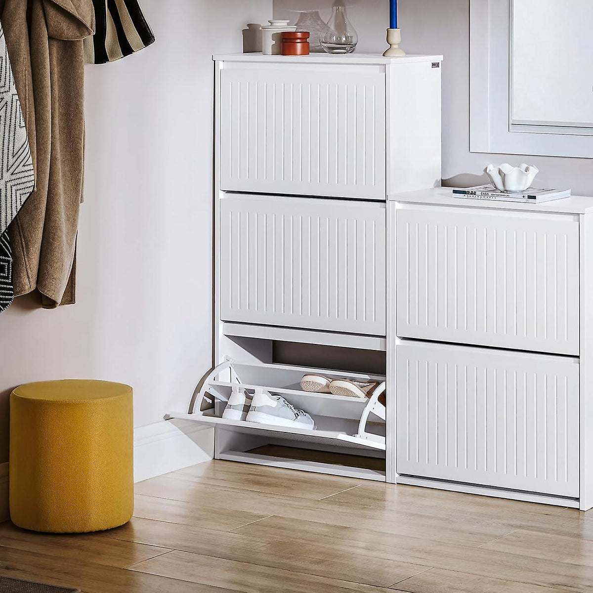 SoBuy Meuble à chaussures - FSR165-H-W - MDF - Max. 26kg. - 61x26x120cm - Blanc