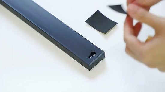 Bloc de couteaux aimanté 40 cm - KitchenMonster® - Porte-couteau magnétique avec bande adhésive (3M) et fixation par vis - Bande magnétique pour couteaux en acier inoxydable - noir