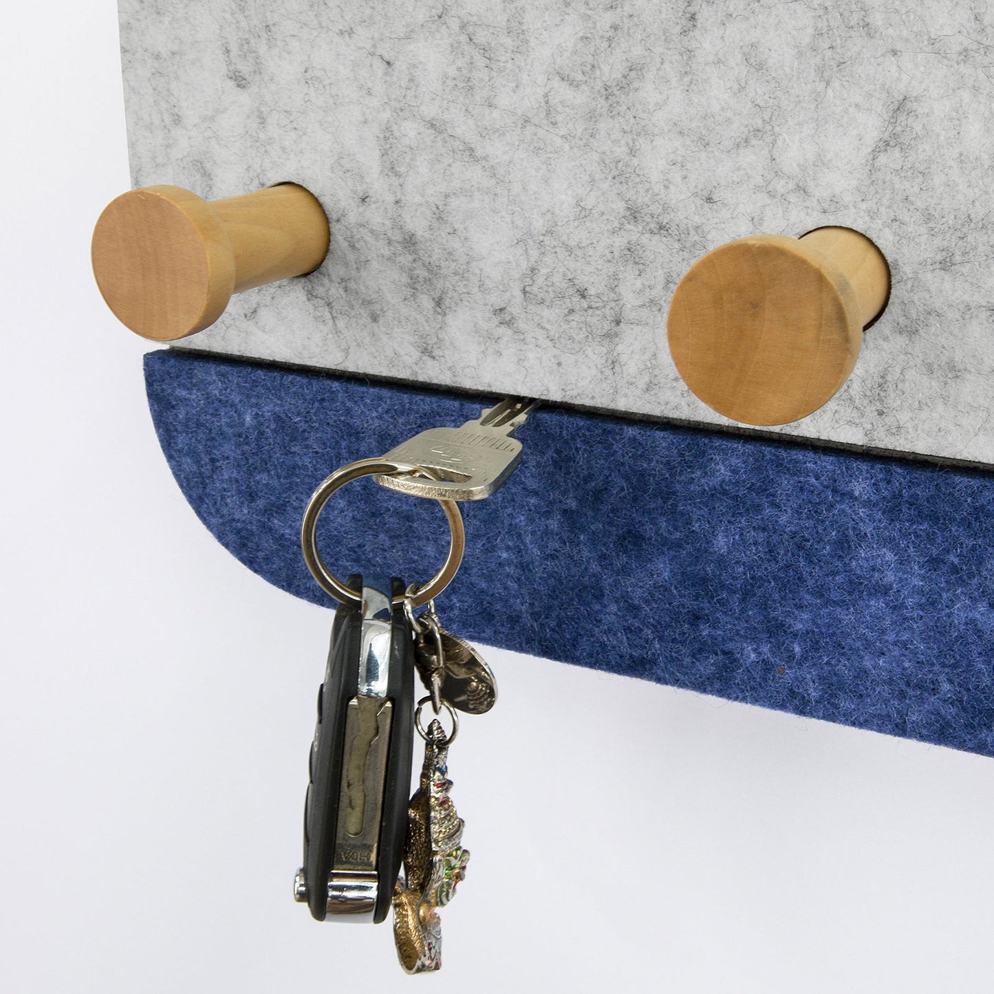 Porte-manteau mural SoBuy à 5 crochets - Bambou et feutre - 55 x 3 x 19 cm