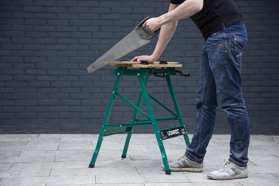 Etabli VONROC - Equipé d'un plan de travail en bambou - Pliable et chargeable jusqu'à 150kg
