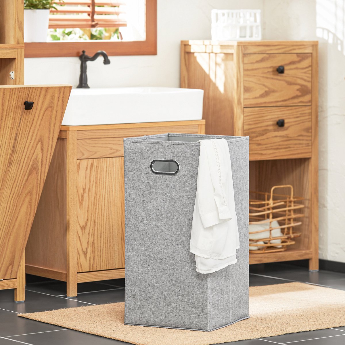 SoBuy BZR95-N Meuble de salle de bain - Meuble haut en bois composite avec étagères et panier à linge