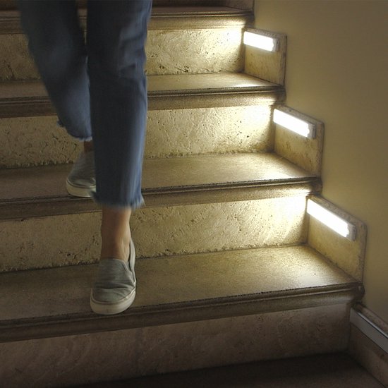 HandyLUX Slim Bright Power LED, lot de 2 - Barre LED magnétique avec capteur de mouvement - Sans fil, légère et utilisable partout