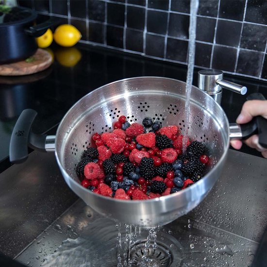 BK Vivid : ensemble de casseroles antiadhésives en céramique, 13 pièces - Ø 16-28 cm - Poêle à frire - Poêle à sauter - Sans PFAS – Batterie de cuisine compatible induction – Résistante au four jusqu'à 160 °C – Lavable au lave-vaisselle – Chauffage rapide