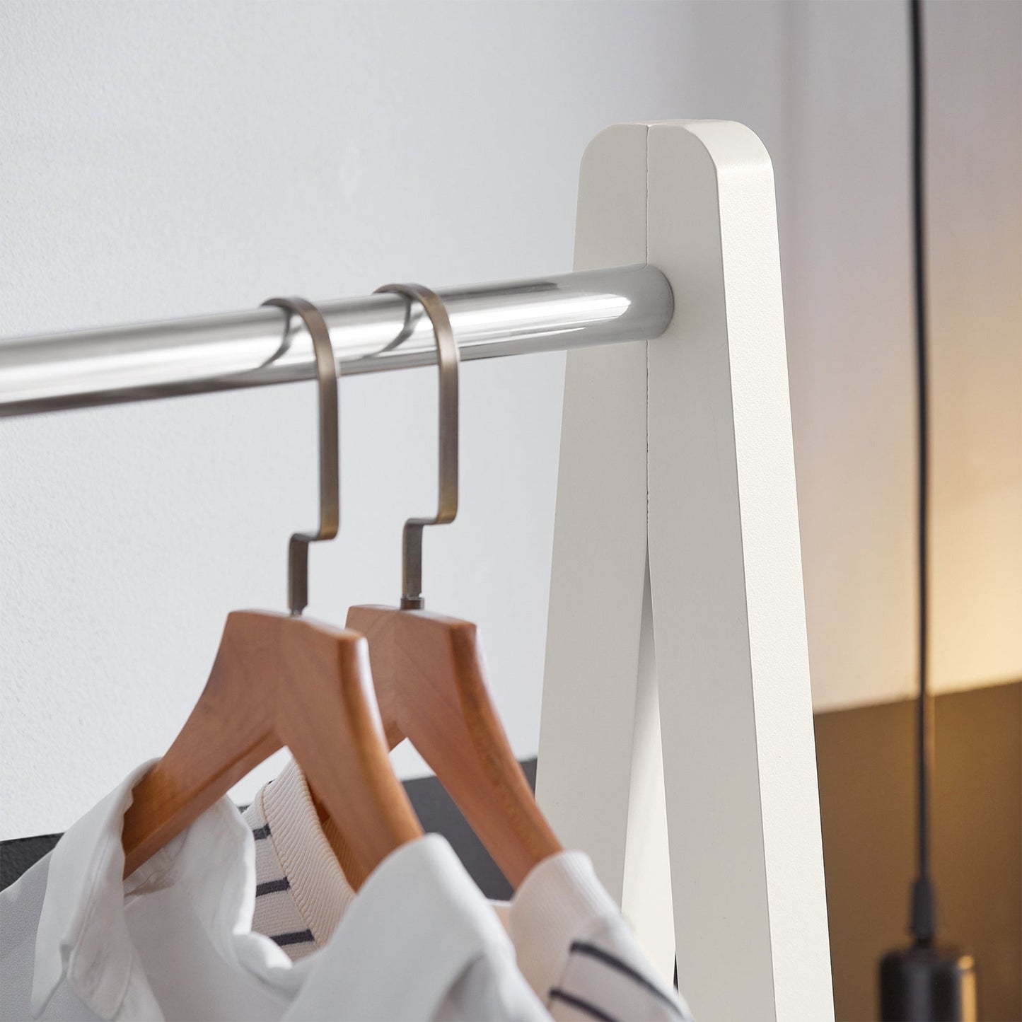 SoBuy Portemanteau - MDF - Max. 15 kg - 66 x 39 x 180 cm - Blanc
