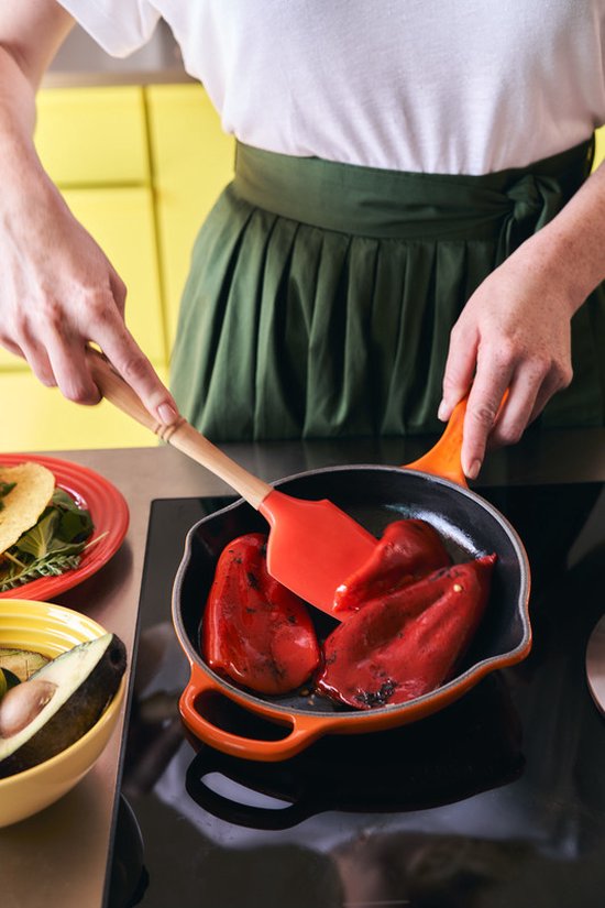 Poêle Le Creuset Signature - Rouge orangé - Ø 23 cm - Revêtement émaillé antiadhésif - Compatible avec toutes les sources de chaleur, y compris l'induction - Lavable au lave-vaisselle - Garantie à vie