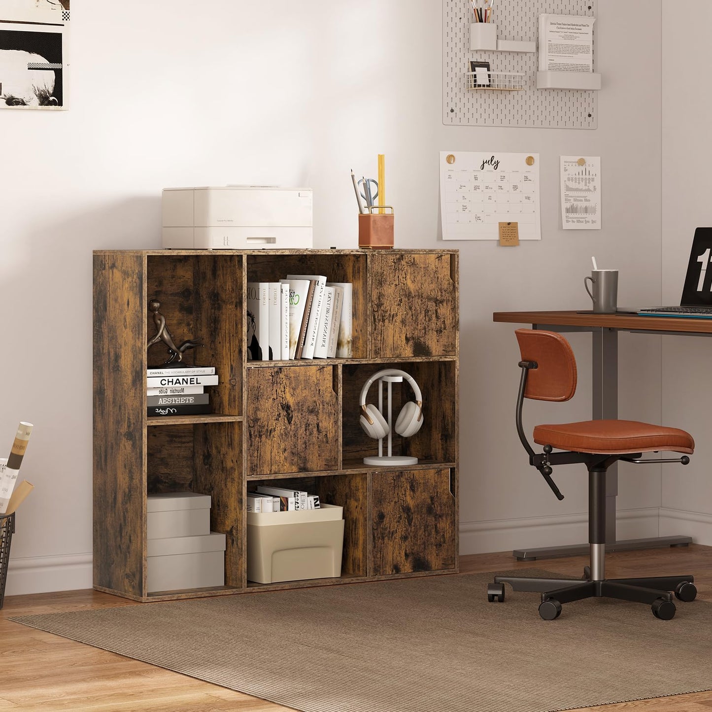 Bibliothèque WOLTU SK056vbn - 8 compartiments - 3 portes - 106 x 96 x 30 cm - marron rustique