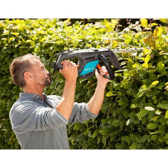 Taille-haie électrique GARDENA ComfortCut 600/55 - 600 watts - Longueur de lame : 55 cm