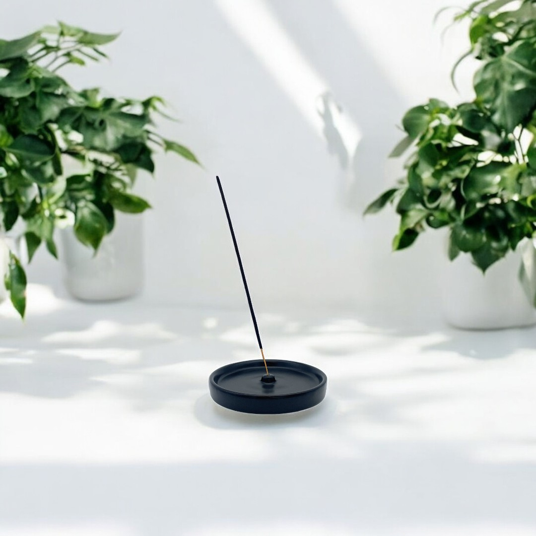 Porte-encens « A Sunny Day » en céramique - Noir - Rond - Ø 13 cm